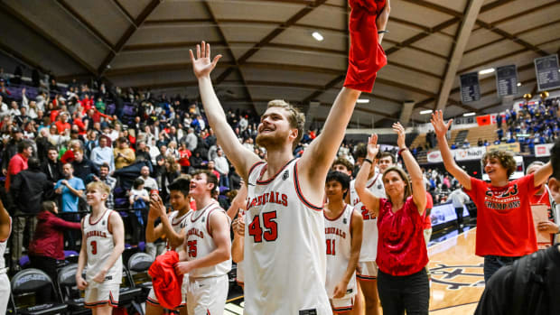 Lincoln Gresham 6A Oregon boys basketball quarterfinal Naji Saker -122